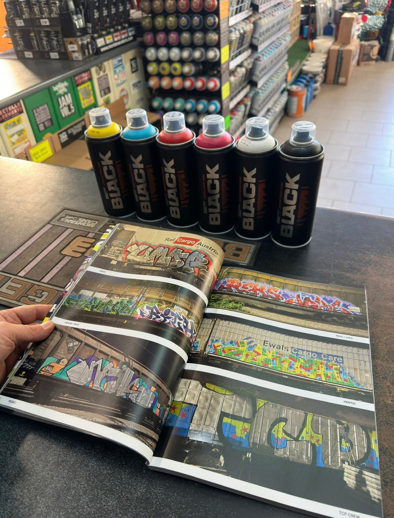 Promo Box Montana Black + GraffGo